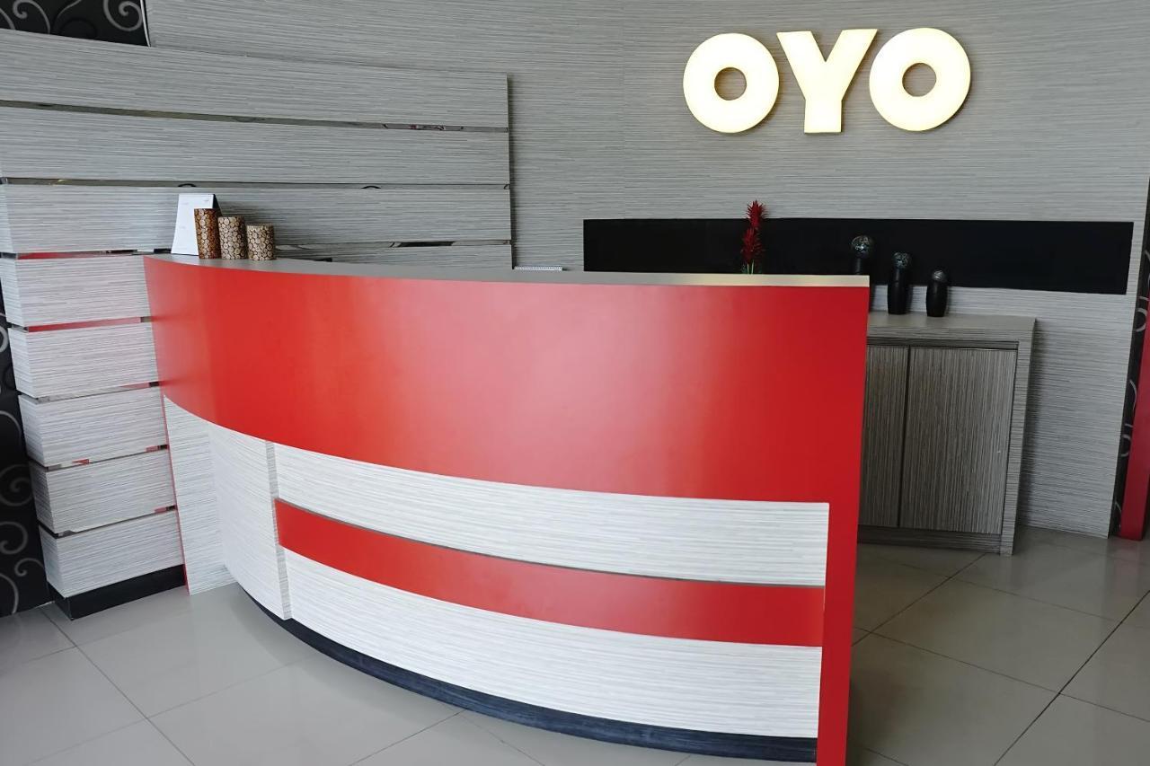 Oyo 555 Aedo Syariah Hotel Bukittinggi Kültér fotó